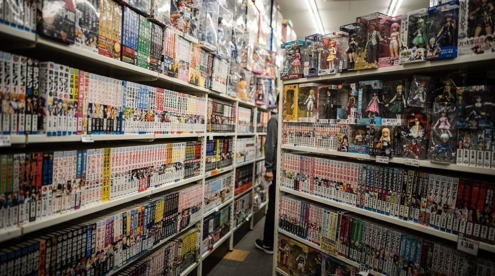 Manga and anime culture in Osaka — Where to find Osaka's manga and anime scene — Den Den Town, retro gaming, cospla