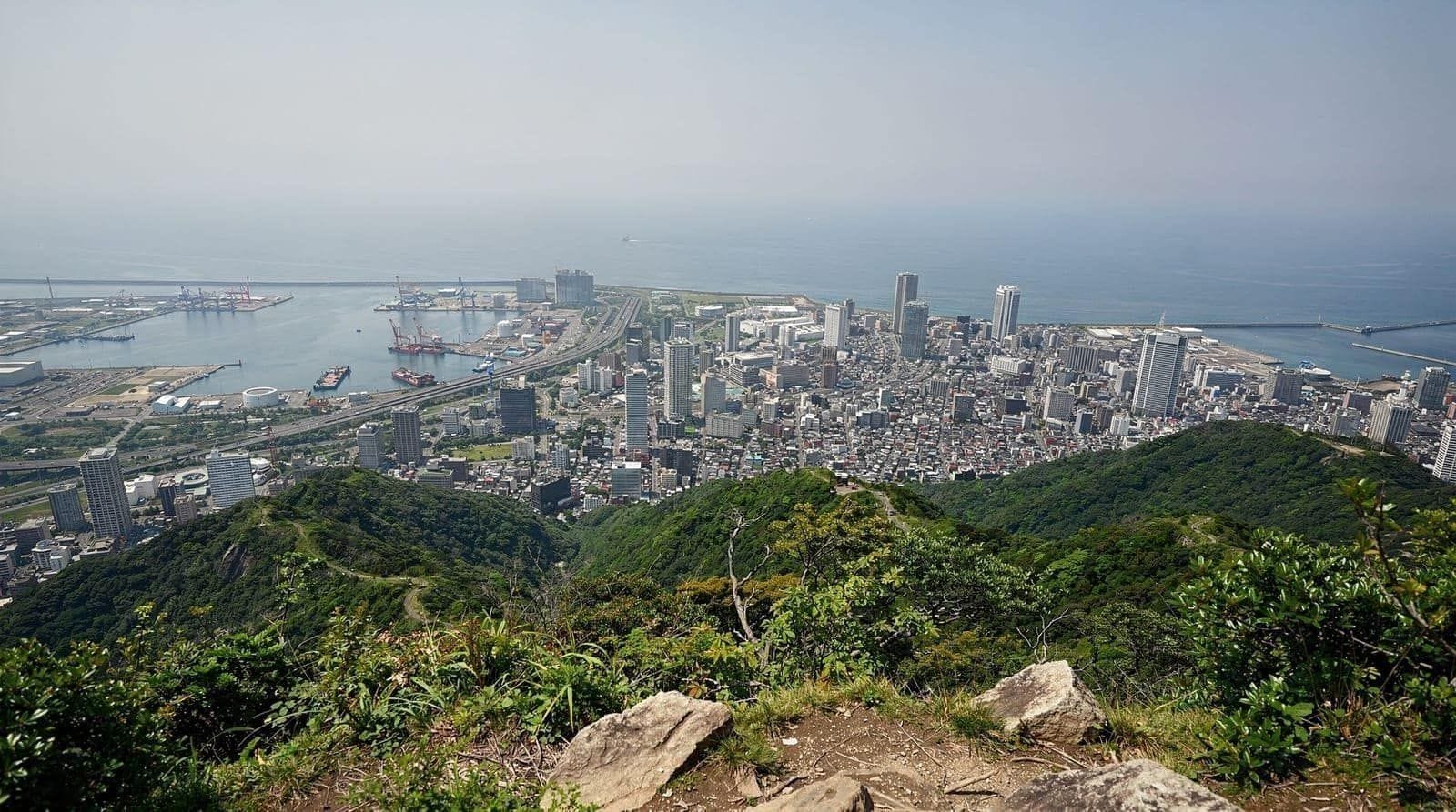 Mount Rokko guide — How to plan a Mount Rokko visit from Kobe or Osaka — cable car routes, the "10 m