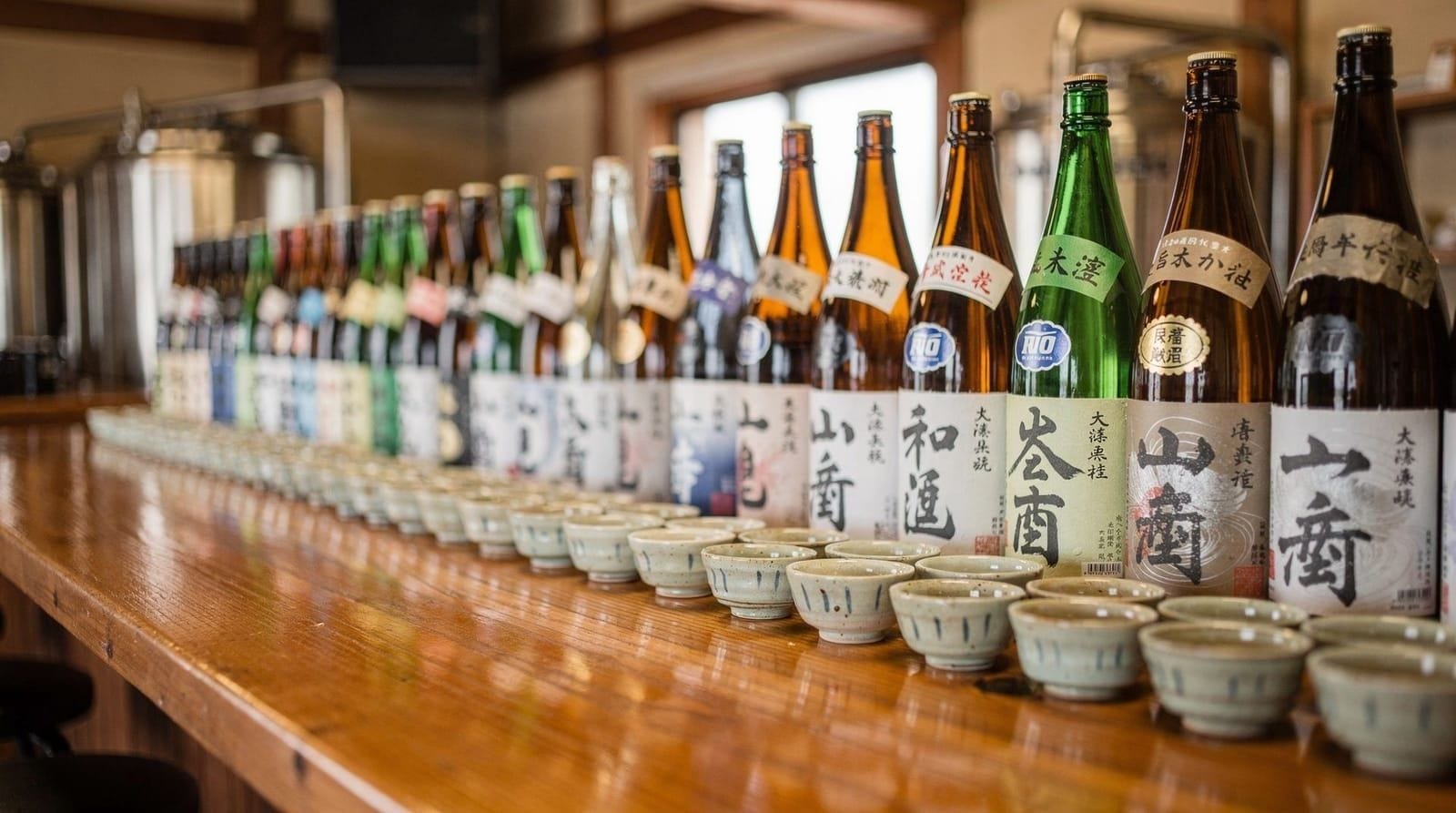 Nada sake tasting guide — How to taste sake properly in Kobe's Nada district — brewery differences, gradin